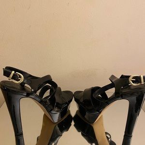Black Jessica Simpson Platform Heel